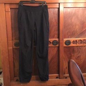 Lululemon black lined track pant sz 8 32” inseam